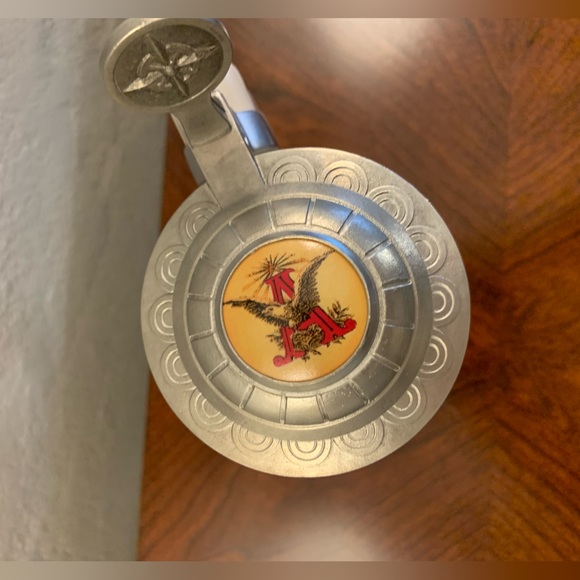 Anheiser Busch 1996 Commemorative Stein - Picture 4 of 7